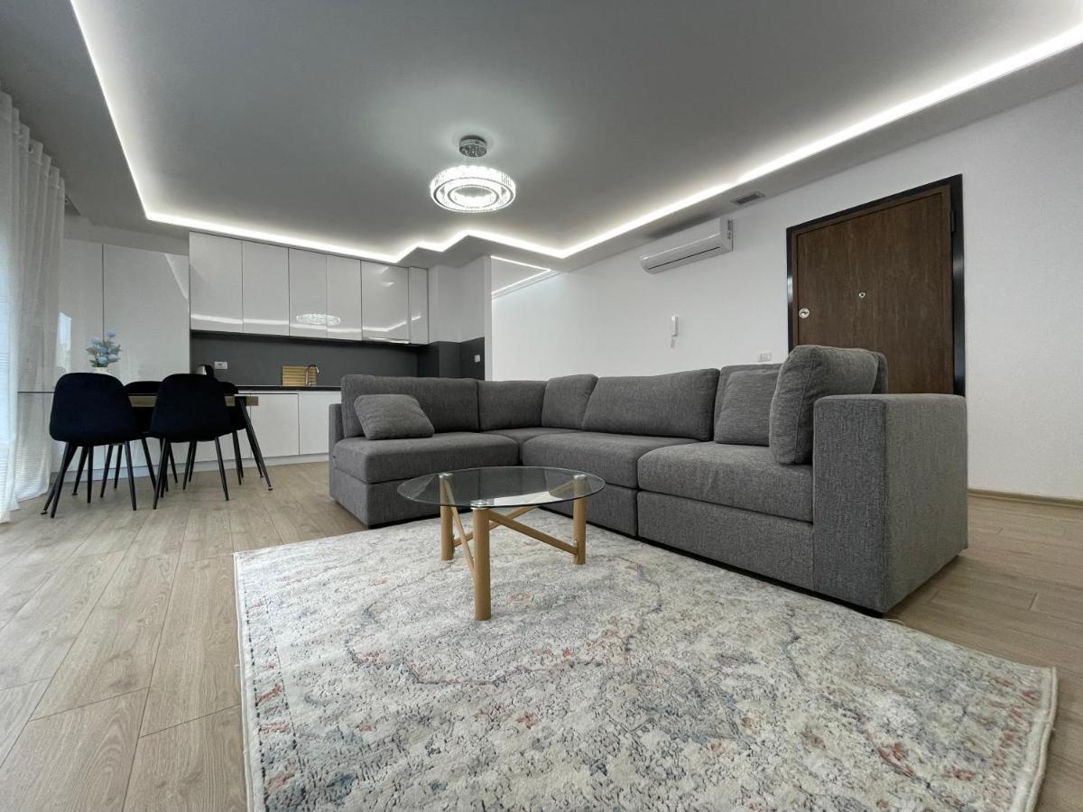 New Bazaar 2022 Apartment Tirana Exterior photo