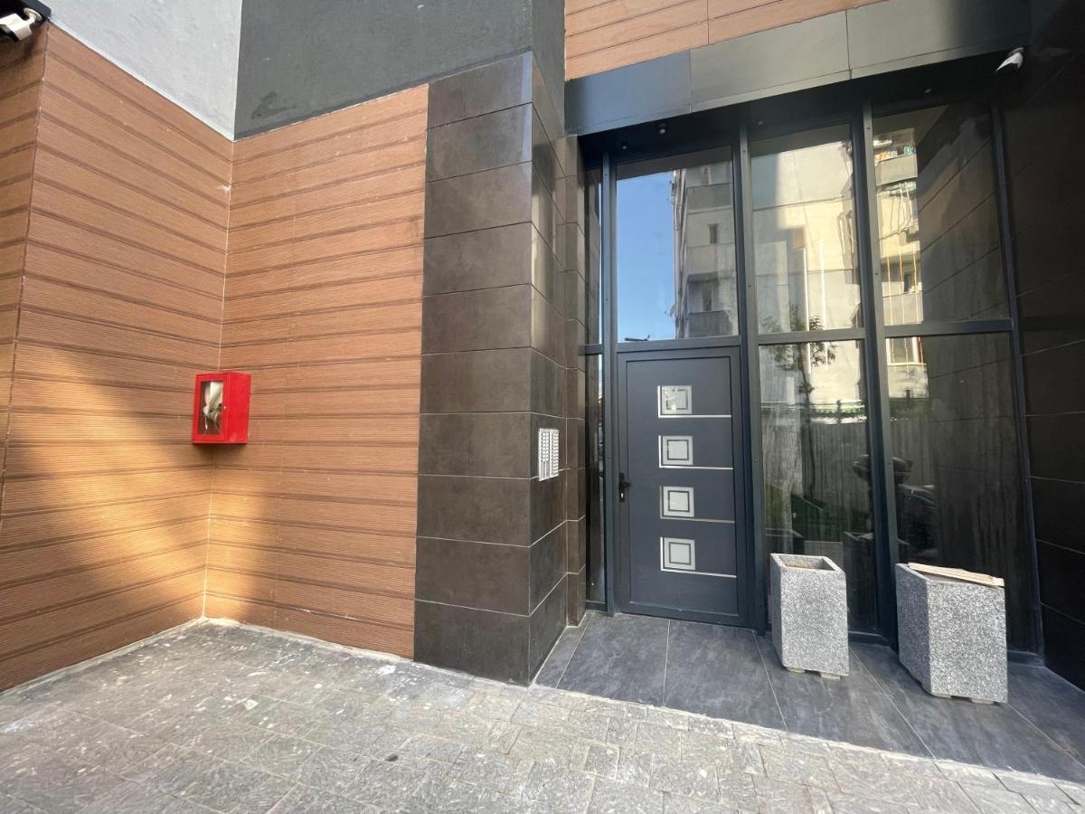 New Bazaar 2022 Apartment Tirana Exterior photo